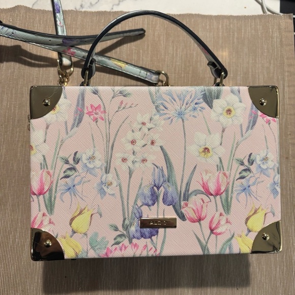 Floral Pastel Handbag - Picture 8 of 10